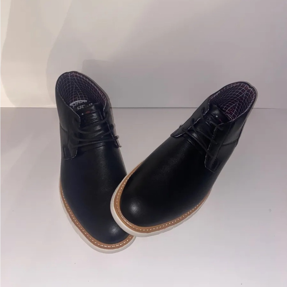 Ben Sherman Dirk Chukka Boots - Men’s Size 11